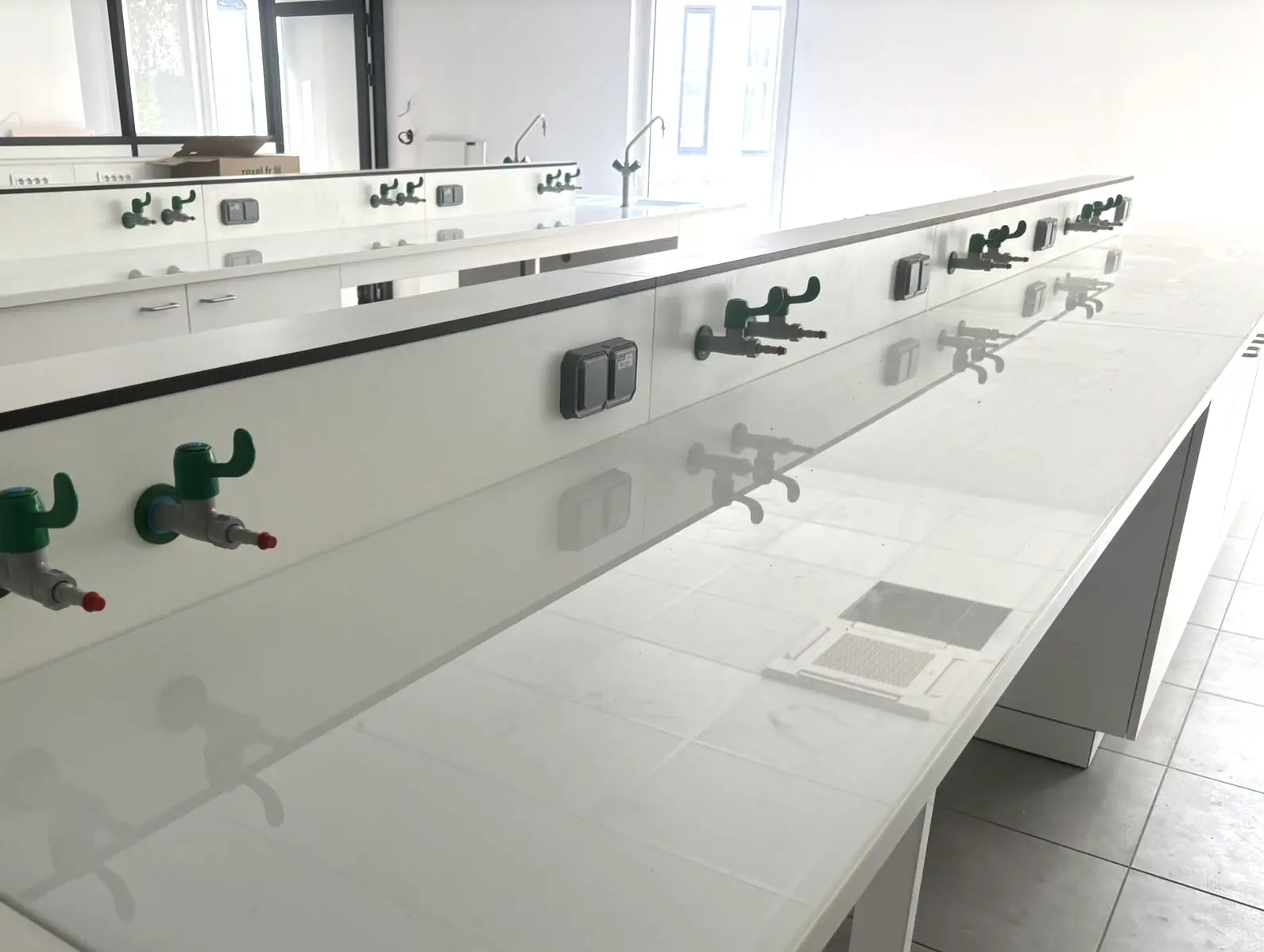 Paillasses de laboratoire Puissance 3